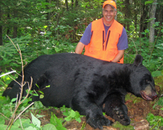 Greg Kolb 08/17/08, 623 lb. bear (click to enlarge)