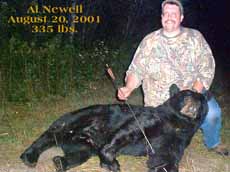Al Newell 08/20/01, 335 lb. bear (click to enlarge)